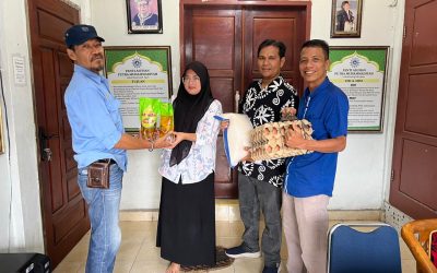 Peduli Anak Yatim, LSM KPK-RI Kabupaten Agam Salurkan Bantuan Sembako ke Panti Asuhan Putra Muhammadiyah
